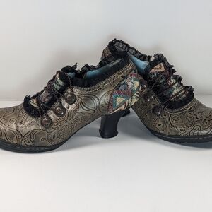 Socofy Floral Embossed Leather Heels EU 37 US 6.5–7 Boho/Victorian/Steampunk